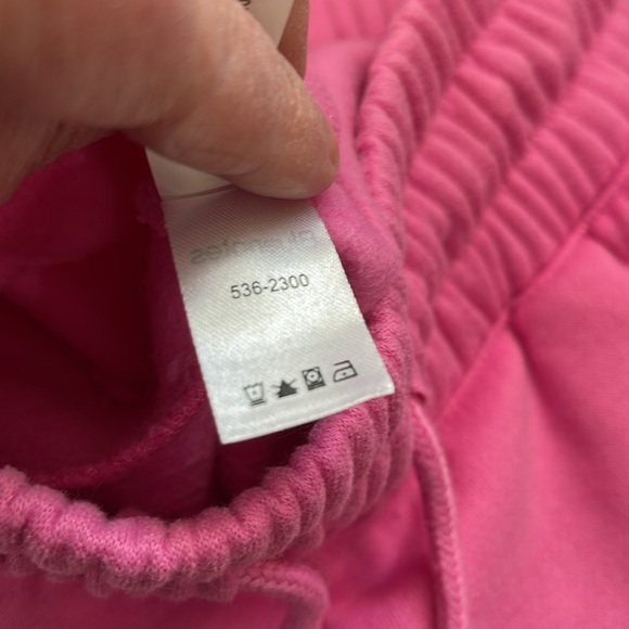 5/$25 Bluenotes High Waisted Athletic Shorts Pink Elastic Drawstring Waistband S - Picture 8 of 10